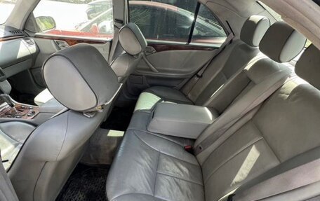 Mercedes-Benz E-Класс, 2000 год, 150 000 рублей, 6 фотография
