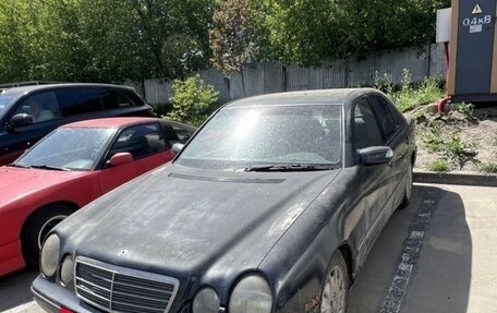 Mercedes-Benz E-Класс, 2000 год, 150 000 рублей, 3 фотография