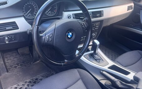 BMW 3 серия, 2011 год, 950 000 рублей, 7 фотография
