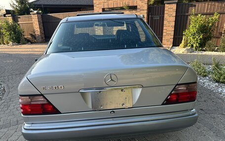 Mercedes-Benz E-Класс, 1995 год, 2 800 000 рублей, 7 фотография