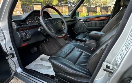 Mercedes-Benz E-Класс, 1995 год, 2 800 000 рублей, 15 фотография
