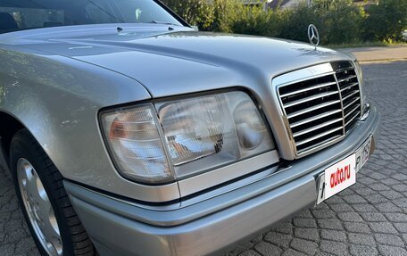 Mercedes-Benz E-Класс, 1995 год, 2 800 000 рублей, 8 фотография