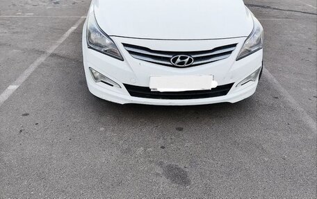 Hyundai Solaris II рестайлинг, 2016 год, 920 000 рублей, 2 фотография