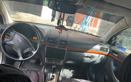 Toyota Avensis III рестайлинг, 2006 год, 600 000 рублей, 6 фотография
