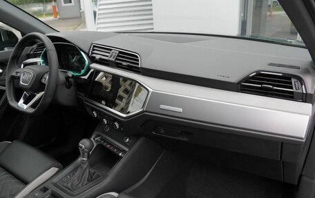 Audi Q3, 2026 год, 4 099 000 рублей, 14 фотография