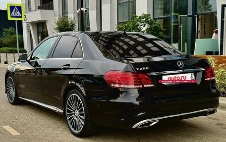 Mercedes-Benz E-Класс, 2015 год, 1 599 000 рублей, 4 фотография