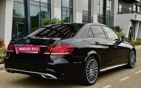 Mercedes-Benz E-Класс, 2015 год, 1 599 000 рублей, 10 фотография