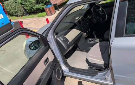 Mazda Verisa, 2004 год, 400 000 рублей, 11 фотография