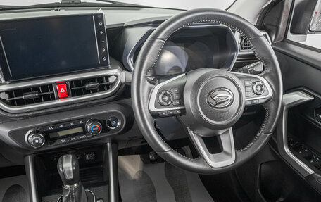 Daihatsu Rocky, 2021 год, 1 699 000 рублей, 17 фотография