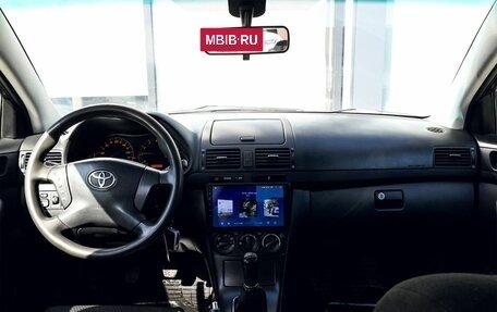 Toyota Avensis III рестайлинг, 2006 год, 639 000 рублей, 17 фотография