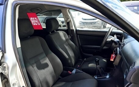 Toyota Avensis III рестайлинг, 2006 год, 639 000 рублей, 22 фотография