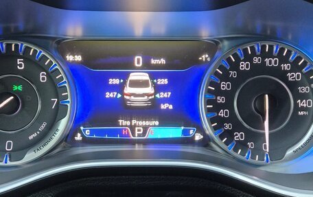 Chrysler 200 II, 2014 год, 1 350 000 рублей, 8 фотография