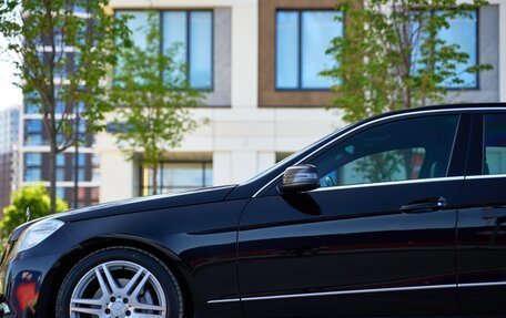 Mercedes-Benz E-Класс, 2011 год, 1 700 000 рублей, 4 фотография