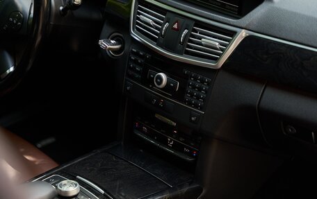 Mercedes-Benz E-Класс, 2011 год, 1 700 000 рублей, 28 фотография