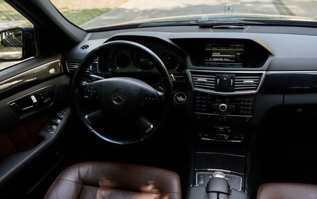 Mercedes-Benz E-Класс, 2011 год, 1 700 000 рублей, 34 фотография