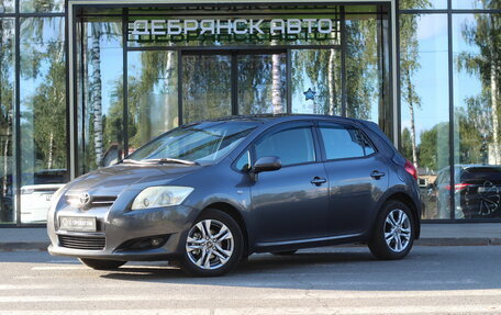 Toyota Auris II, 2007 год, 695 000 рублей, 1 фотография
