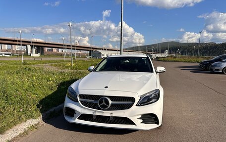 Mercedes-Benz C-Класс, 2019 год, 2 550 000 рублей, 2 фотография