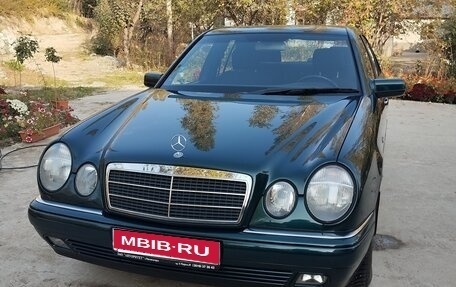 Mercedes-Benz E-Класс, 1998 год, 3 500 000 рублей, 1 фотография