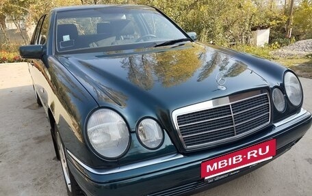Mercedes-Benz E-Класс, 1998 год, 3 500 000 рублей, 2 фотография