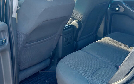 Nissan Pathfinder, 2005 год, 1 200 000 рублей, 19 фотография