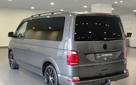 Volkswagen Multivan T6 рестайлинг, 2019 год, 4 520 000 рублей, 8 фотография