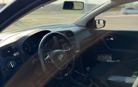 Volkswagen Polo VI (EU Market), 2015 год, 1 050 000 рублей, 5 фотография