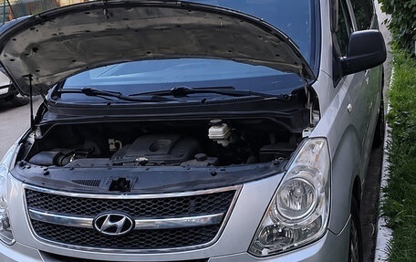 Hyundai Starex I рестайлинг, 2007 год, 700 000 рублей, 5 фотография
