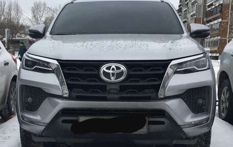 Toyota Fortuner II, 2020 год, 4 090 000 рублей, 2 фотография