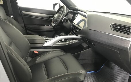 Geely Tugella FY11, 2023 год, 2 649 000 рублей, 14 фотография