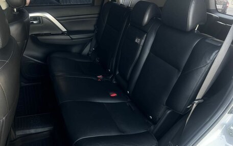 Mitsubishi Pajero Sport III рестайлинг, 2020 год, 3 590 000 рублей, 8 фотография