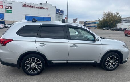 Mitsubishi Outlander III рестайлинг 3, 2018 год, 2 150 000 рублей, 5 фотография