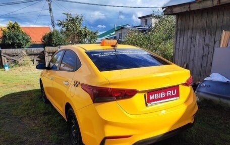 Hyundai Solaris II рестайлинг, 2019 год, 700 000 рублей, 9 фотография