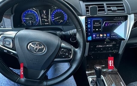 Toyota Camry, 2017 год, 2 700 000 рублей, 6 фотография