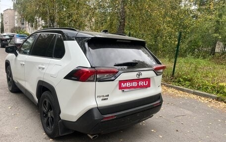 Toyota RAV4, 2022 год, 3 317 000 рублей, 5 фотография
