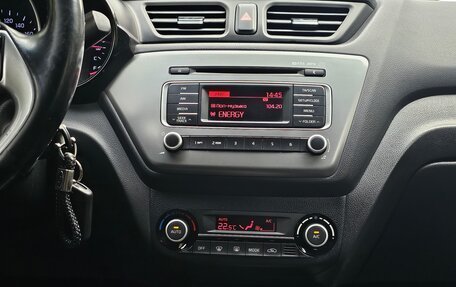 KIA Rio III рестайлинг, 2016 год, 930 000 рублей, 10 фотография