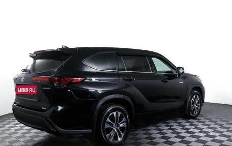 Toyota Highlander, 2022 год, 4 275 000 рублей, 5 фотография