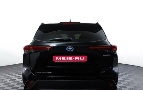 Toyota Highlander, 2022 год, 4 275 000 рублей, 6 фотография
