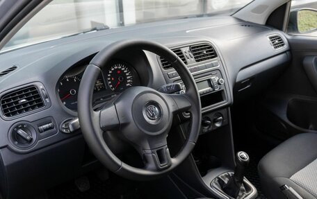 Volkswagen Polo VI (EU Market), 2010 год, 667 000 рублей, 5 фотография
