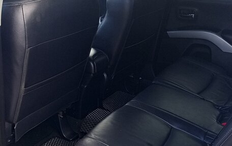Mitsubishi Outlander III рестайлинг 3, 2011 год, 1 150 000 рублей, 8 фотография