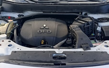 Mitsubishi Outlander III рестайлинг 3, 2011 год, 1 150 000 рублей, 10 фотография