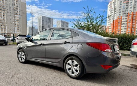 Hyundai Solaris II рестайлинг, 2015 год, 850 000 рублей, 4 фотография