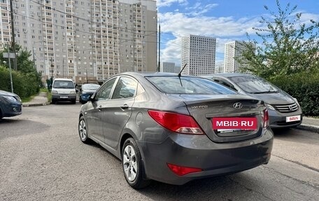 Hyundai Solaris II рестайлинг, 2015 год, 850 000 рублей, 3 фотография
