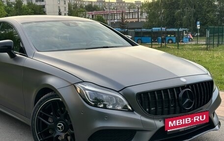 Mercedes-Benz CLS, 2015 год, 3 500 000 рублей, 13 фотография