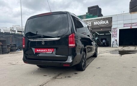 Mercedes-Benz V-Класс, 2020 год, 19 000 000 рублей, 3 фотография