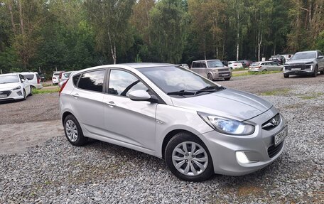 Hyundai Solaris II рестайлинг, 2012 год, 605 000 рублей, 3 фотография