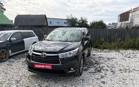 Toyota Highlander III, 2015 год, 3 150 000 рублей, 1 фотография