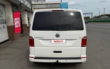 Volkswagen Caravelle T6 рестайлинг, 2015 год, 2 470 000 рублей, 3 фотография
