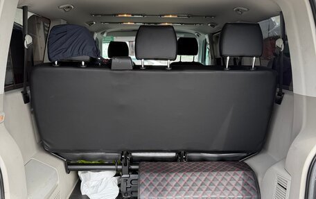 Volkswagen Caravelle T6 рестайлинг, 2015 год, 2 470 000 рублей, 10 фотография