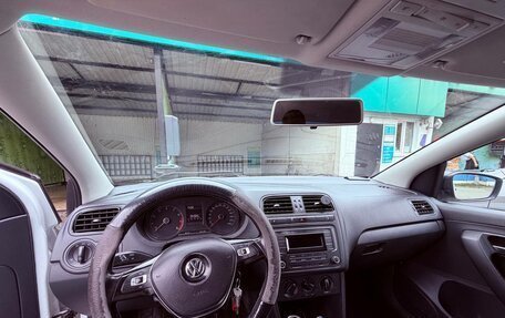 Volkswagen Polo VI (EU Market), 2018 год, 700 000 рублей, 13 фотография