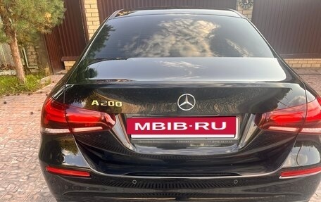 Mercedes-Benz A-Класс, 2020 год, 2 300 000 рублей, 4 фотография